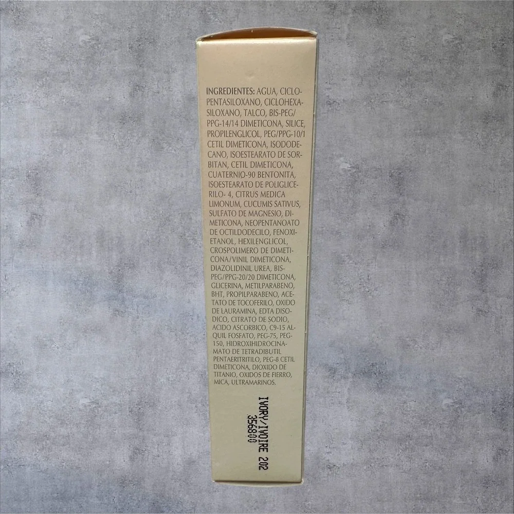 Mary Kay Medium Coverage Foundation Ivory 202 356800 1oz‎ NEW - Pink Cap Liquid